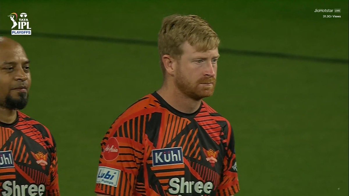 mufaddal_vohra's tweet photo. Most runs by a non opening overseas batter in an IPL season:

AB de Villiers - 687 (2016). 

Heinrich Klaasen - 624 (2026). 

Kane Williamson - 622 (2018). 

KLAASEN GAVE HIS ALL FOR SRH, A TOP CLASS SEASON FOR HIM. 🧡 https://t.co/T1t3EwbICN