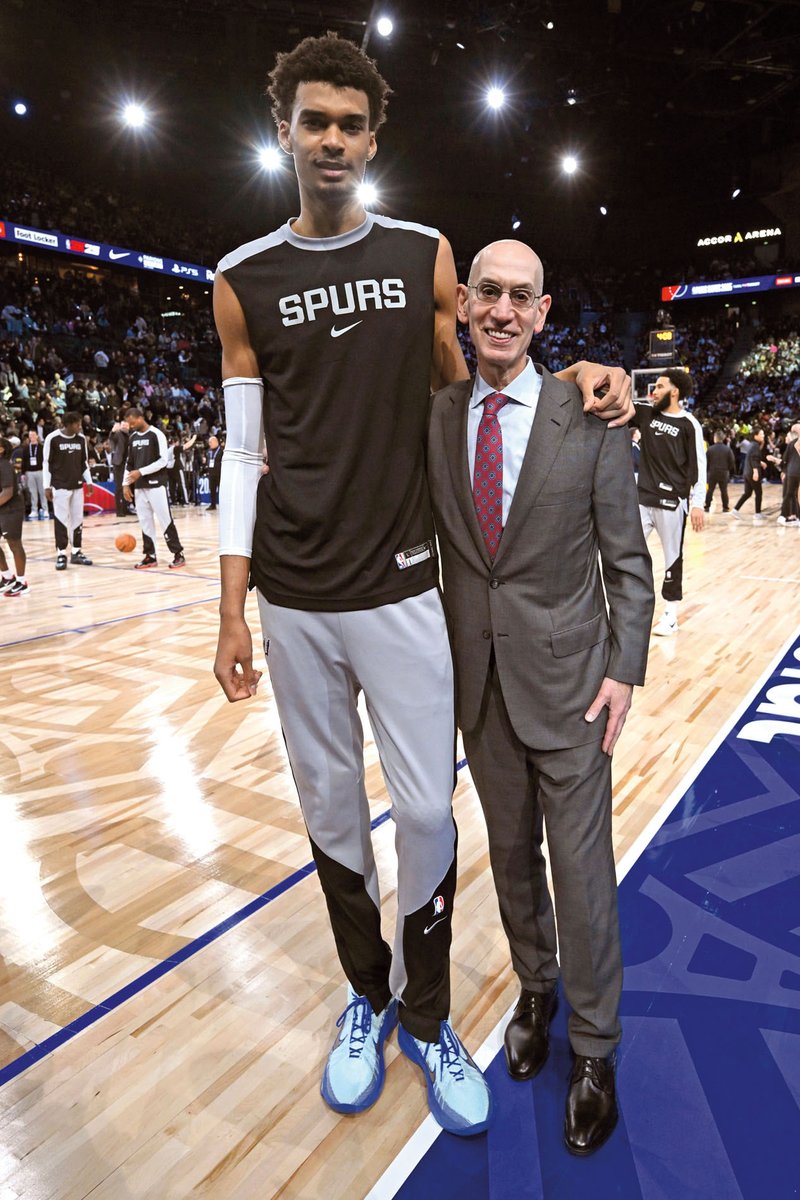 Playoffcity's tweet photo. -Wemby sent a hit on McCain
-Wemby Elbowed Naz in the neck
-Wemby bumped Chet with no tech
-Wemby bypassed media and did not get fined

WHAT A GREAT PARTNERSHIP MR.SILVER 😭 https://t.co/J0liWy1rax