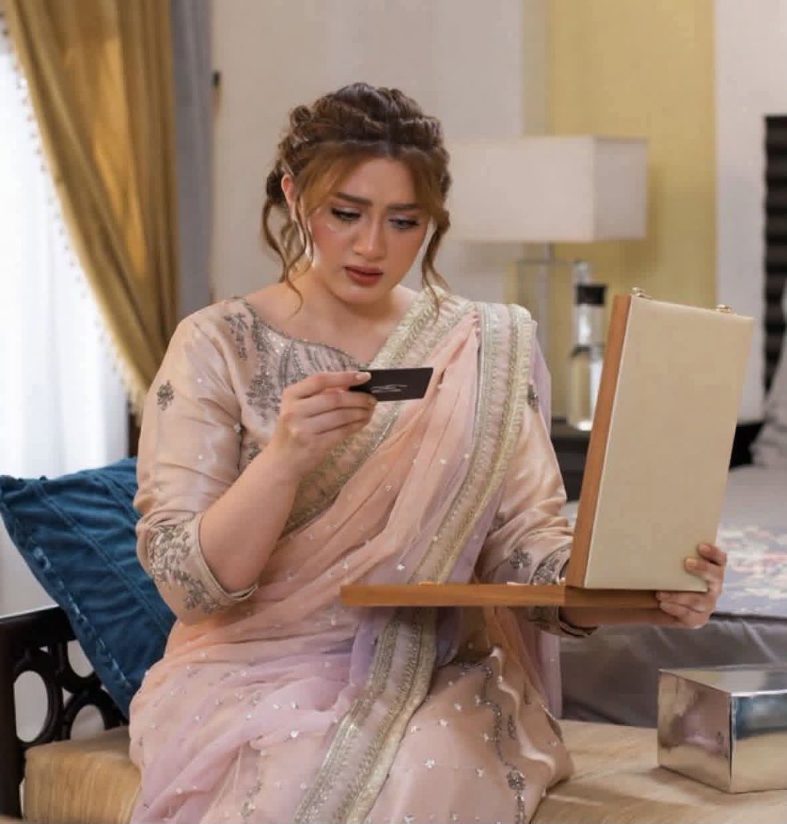 iram shahzadi(ارم رائے) tweet media