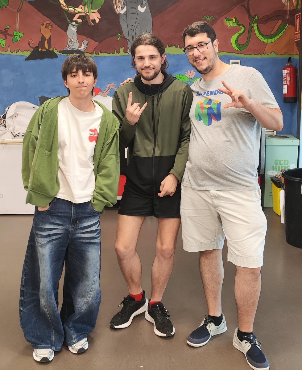 riojasmash's tweet photo. Muchas gracias por venir!!!

🥇-@CarlosMinix10 
🥈-@Jorgitopredator 
🥉-@IpseSSBU 
4°-@falkko_ 
5°-VivaelVino
5°-Moto
7°-@CacamotCum 
7°-Arandia https://t.co/rCvTq6Zfkl