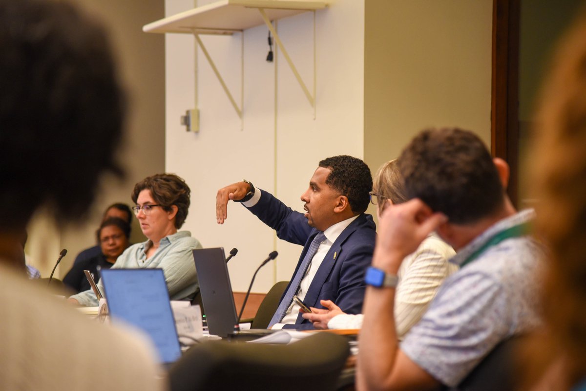 bmoredhcd's tweet photo. Today’s Mayor’s Neighborhood Sub-cabinet Meeting brought City agencies and community partners together to review progress across South &amp; Southwest Baltimore — including housing redevelopment, resiliency projects, public safety coordination, and infrastructure improvements. https://t.co/4HU3ErDmdz