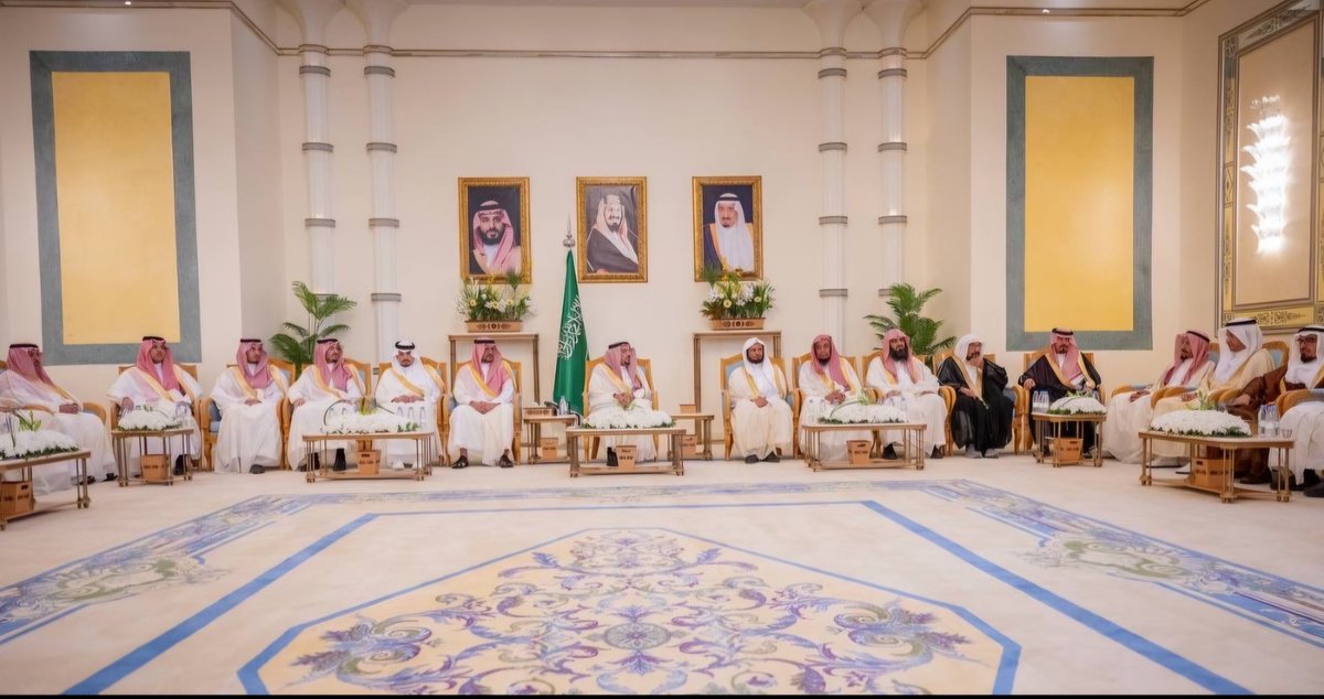 s_k_algara's tweet photo. تشرفت بالسلام على سمو #أمير_منطقة_القصيم ونائبه
    وتقديم التهنئة بمناسبة
      عيد الأضحى المبارك https://t.co/aIBEYEJ1YN