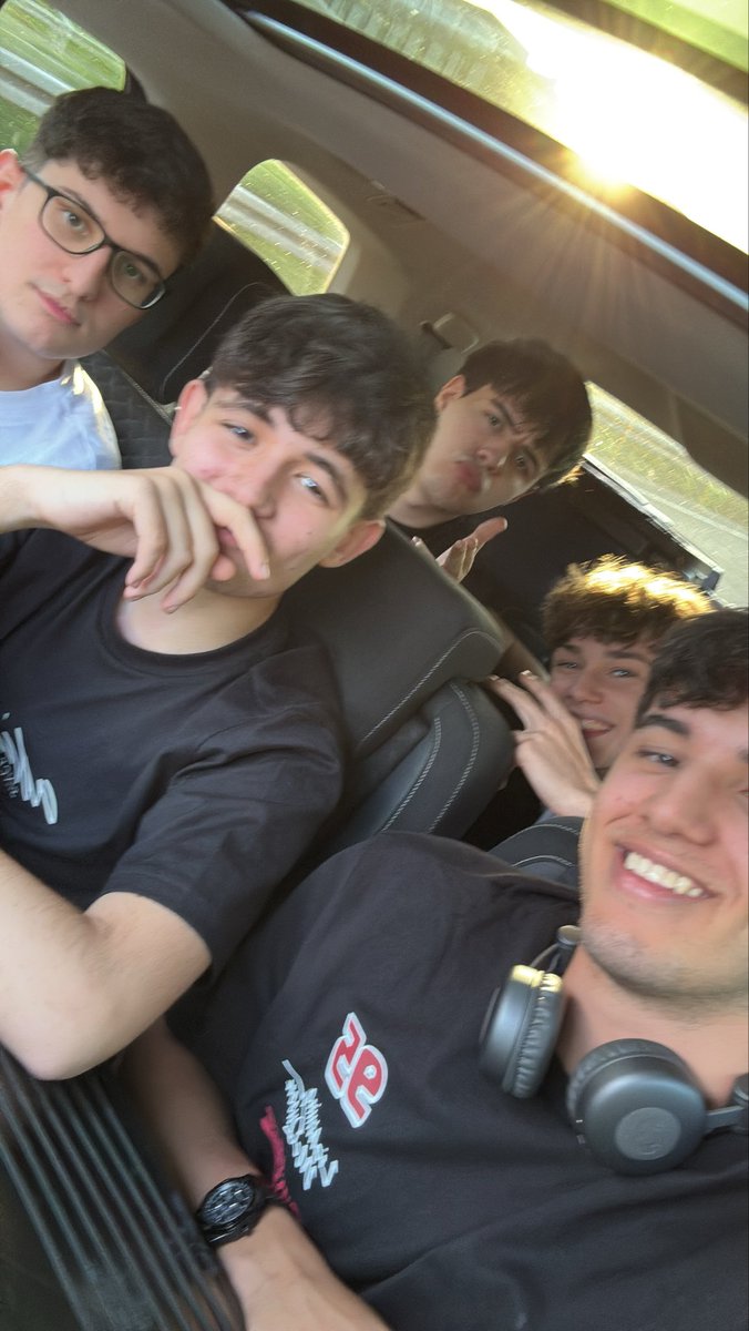 Dylangodoy9 tweet media