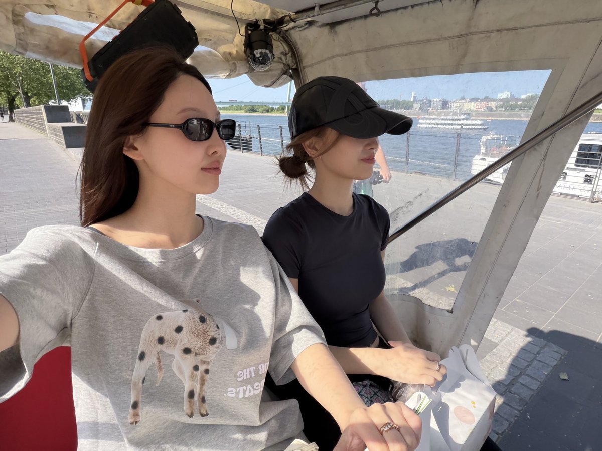 nyrated's tweet photo. [260528] 🧸🫧 https://t.co/RkBfQ1ea5e