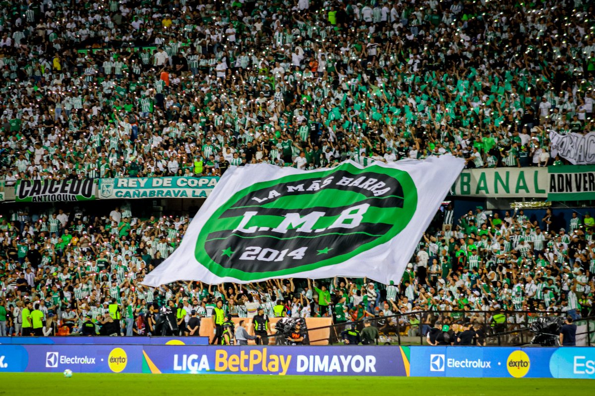 LaMasBarra's tweet photo. Que de la mano de esta hinchada 
Todos la vuelta vamos a dar! 🇳🇬 https://t.co/HJgzDQjAuH