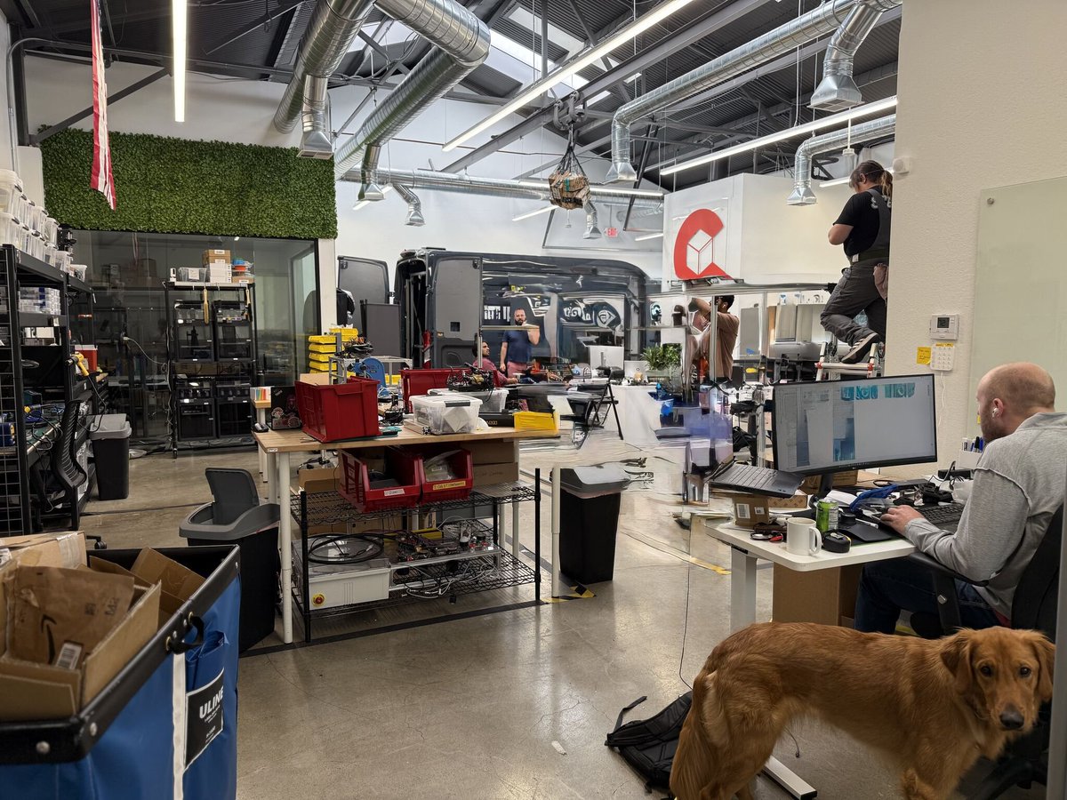 abemurray's tweet photo. Daniel Limon and Peter Lowe at Cargo Robotics are on a roll 🦾 

We backed them at pre-seed, and have been on a wild ride since - from (literally) a garage prototype to many (many!) thousands of packages delivered for real customers in the real world

Making the system robust, real, and ready

Now it's time to scale. Real commercial roll out and scale up. Signed contracts. Building and shipping systems 🤖 📈 

This is the future of package delivery - every cargo van / truck in the world will eventually have a Cargo system in it

---
If I haven't talked to you about them - and you are excited about robotics and deep tech - you should be reaching out 😉
