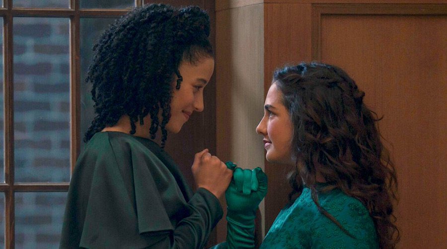 peakfiniti's tweet photo. bi4lesbian 🥳 https://t.co/BlqsuiO257