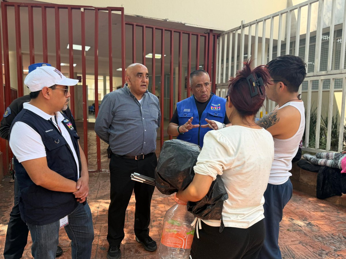 MhGobierno's tweet photo. Esto en beneficio de nuestras vecinas y vecinos.

Seguimos trabajando por espacios más seguros en Miguel Hidalgo.

#AlServicioDeLosMiguelHidalguenses
#AlcaldíaMiguelHidalgo https://t.co/ZheVY1Ka7u