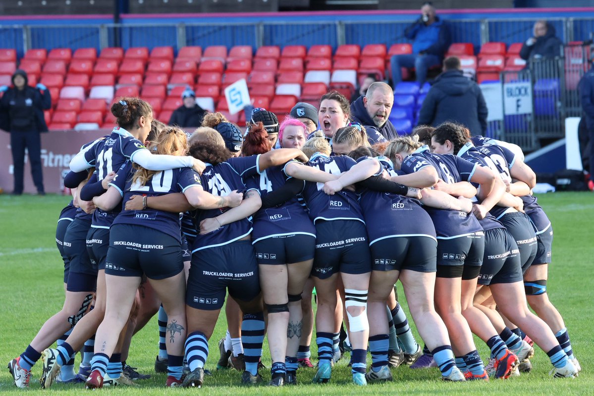 BedsBluesWomen's tweet photo. First up in our thank you series… 💙

A huge thank you to Roy for all of the brilliant photos captured across the season 📸

From big tackles and tries to the celebrations at full-time, Roy has helped tell the story of an unforgettable year for Bedford Blues Women 🔥 https://t.co/S50xErScdd