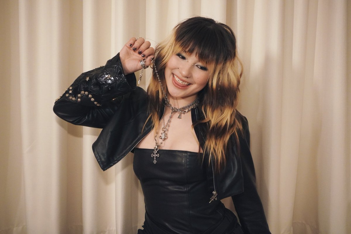 Erin ☆ tweet media