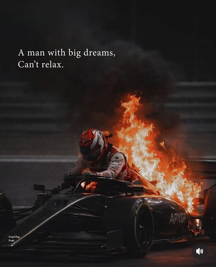 GloryOfMind's tweet photo. A man with big dreams, can't relax. https://t.co/BgNqw2lrSH