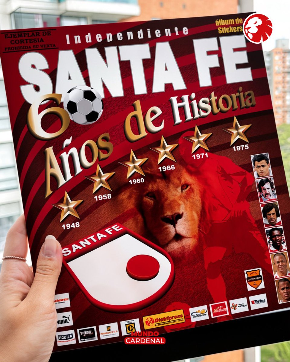 Mundo_Cardenal's tweet photo. Ya que estamos llenando el álbum de Panini, nos encontramos con esta joya cardenal ❤️‍🔥.

Creemos que es hora de que vuelvan a lanzar uno así, pero actualizado con las 10 estrellas y títulos internacionales del León. ¿Les gustaría?

Ustedes piénsenlo @PaniniCol @SantaFe  😉 https://t.co/LZKxDAIGHs