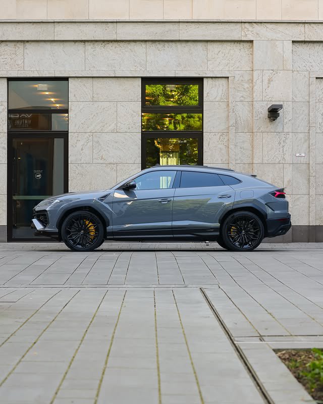 Unique Cars tweet media