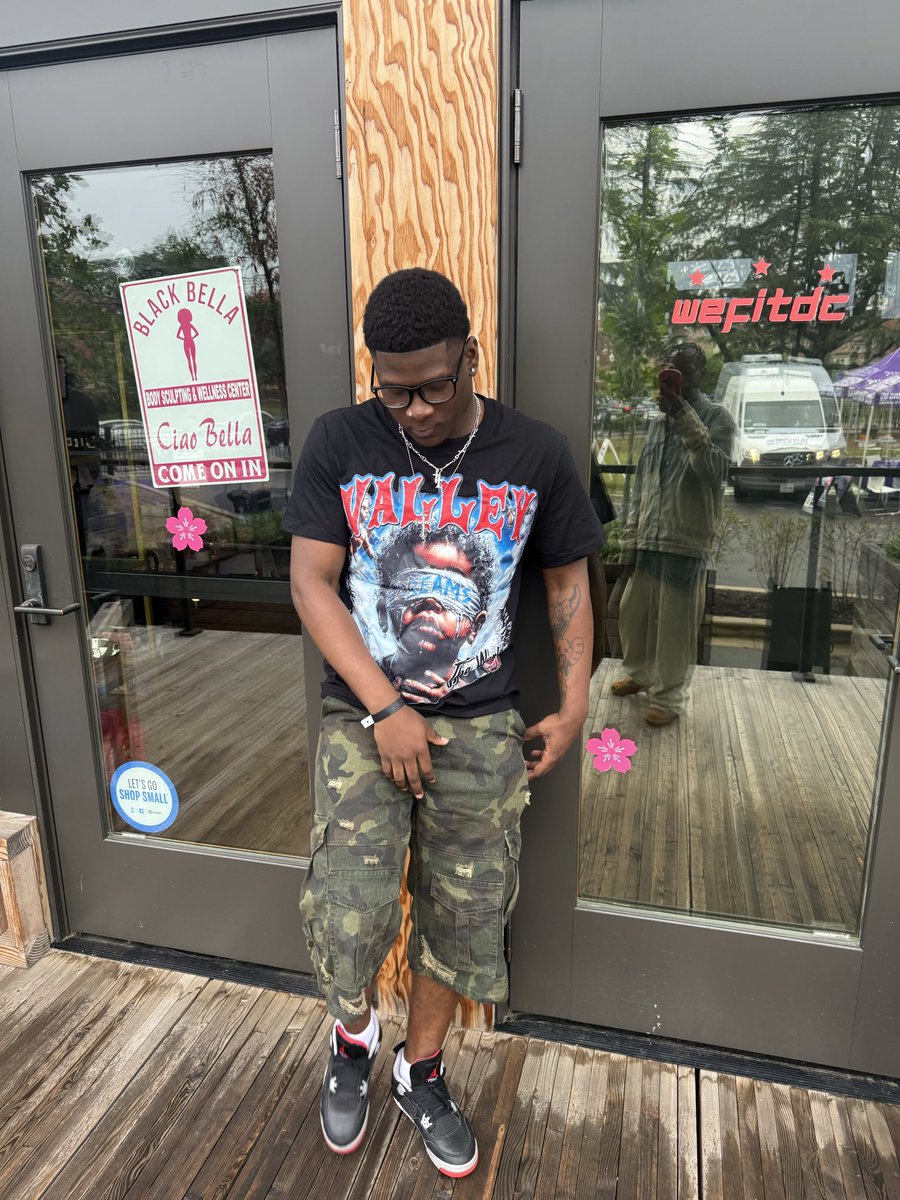 Jaayskiii's tweet photo. DC PRIDE!
#drescookout https://t.co/Jq45yFhXqc