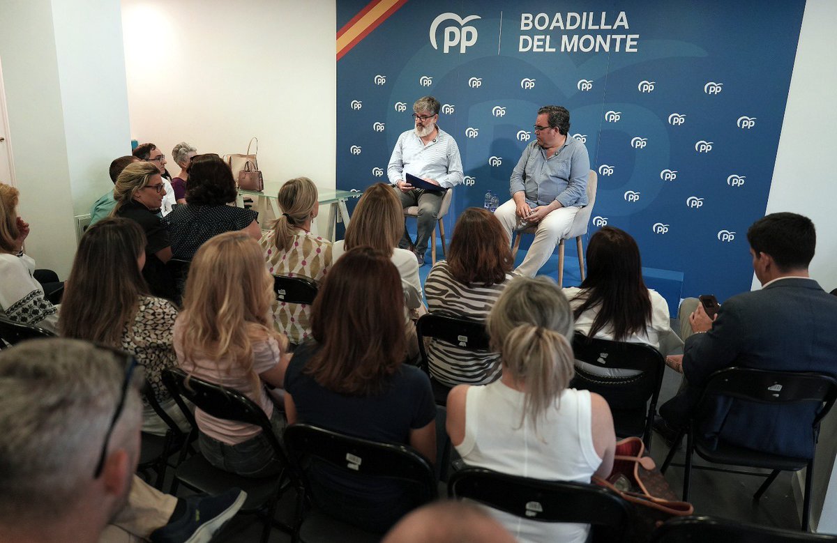 ppboadilla's tweet photo. Nuestra sede acogió un nuevo comité ejecutivo, donde se repasaron las actividades que se han realizado en el mes de mayo y se adelantaron las que se desarrollarán en junio.

💪 Seguimos trabajando. https://t.co/GIW6Pj8vCO