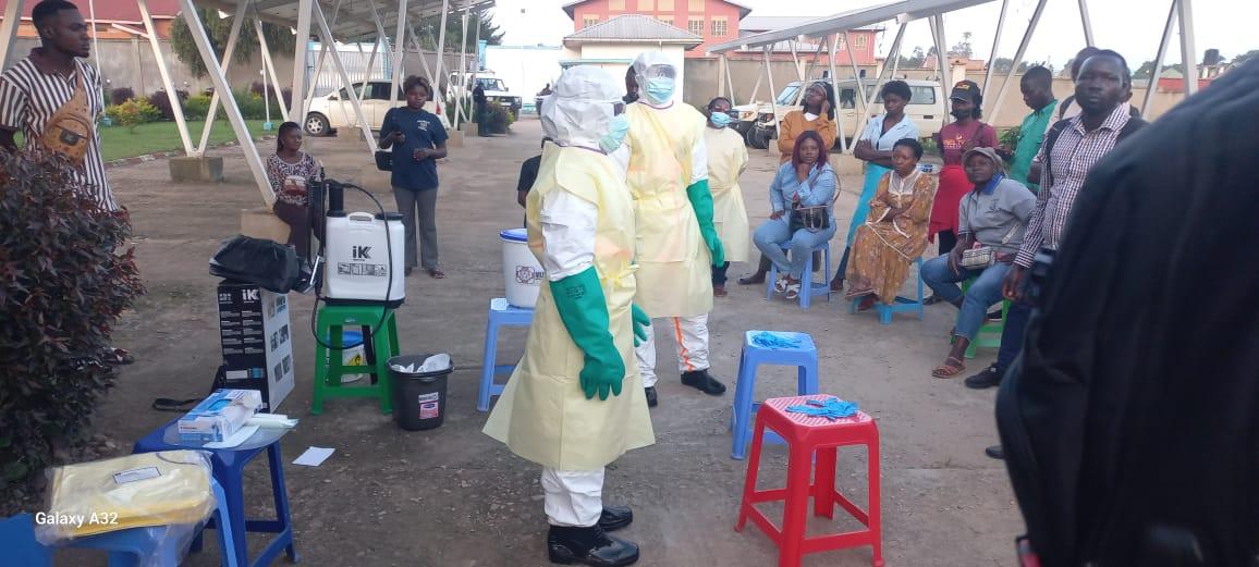 fhi360's tweet photo. With funding from @StateDept, FHI 360 is supporting the #Ebola response in #DRC and #Uganda through STRIDES and @EpiCproj, programs that can be activated quickly to support outbreak response needs.
📷 Vital Kalala https://t.co/Qo9XmeSVV2