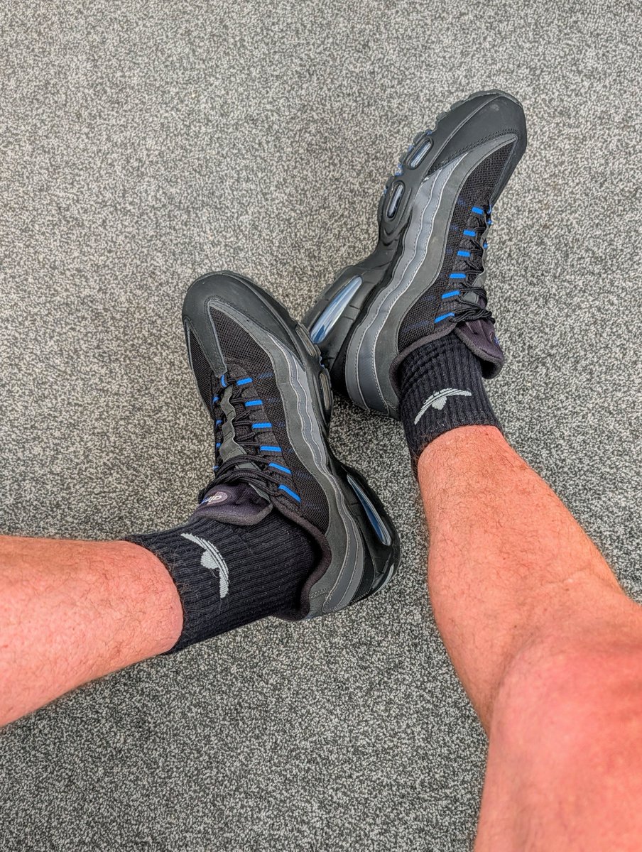 Danny 🧦👟 tweet media