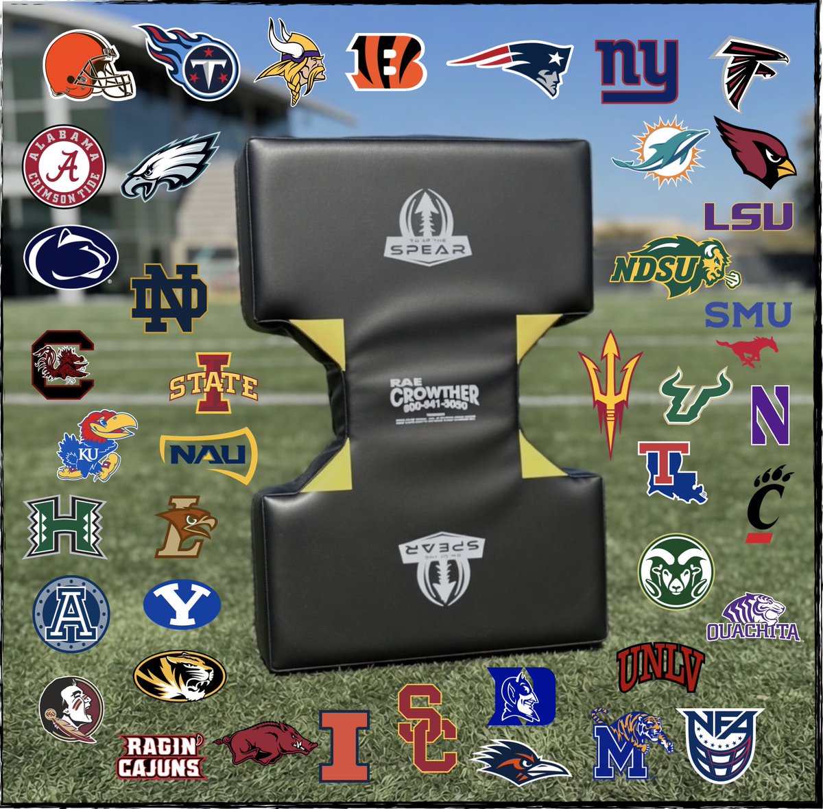 TipoftheSpearFB's tweet photo. The BLAST Hand Shield has become the most popular hand shield in football. 

Designed by former NFL OL who wanted to better train “tight hands” in practice. 

Upgrade your team today with Tip of the Spear! https://t.co/P3rl1e9tJ7