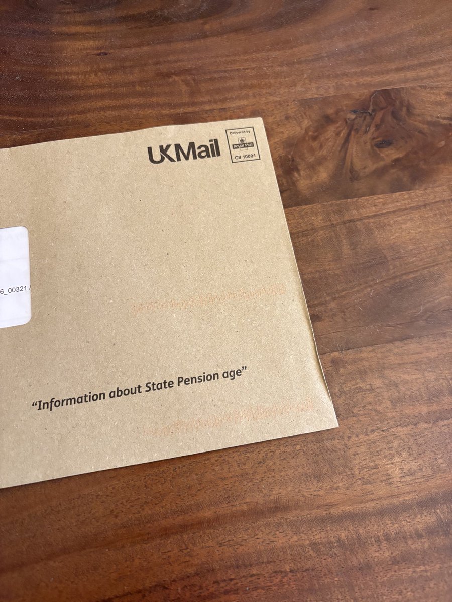 miconm's tweet photo. HMRC wanting to avoid another generation of waspi women? 
(PS I’ve known my pension age is 67 for years already) https://t.co/E5ylLB4epb