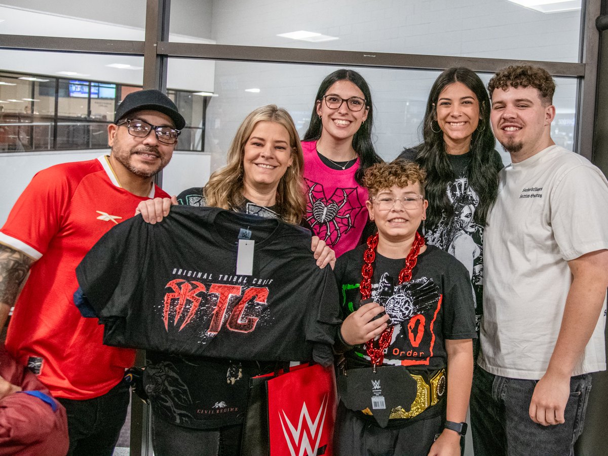acwmc's tweet photo. WWE made its mark on Fort Wayne, but what made this event legendary was YOU. ❤️

9,878 fans made history this weekend, making Saturday Night's Main Event the #1 highest grossing sporting event and #3 highest grossing overall event at @acwmc.

📸 Jared Christiansen https://t.co/cDrcWNN4Bn