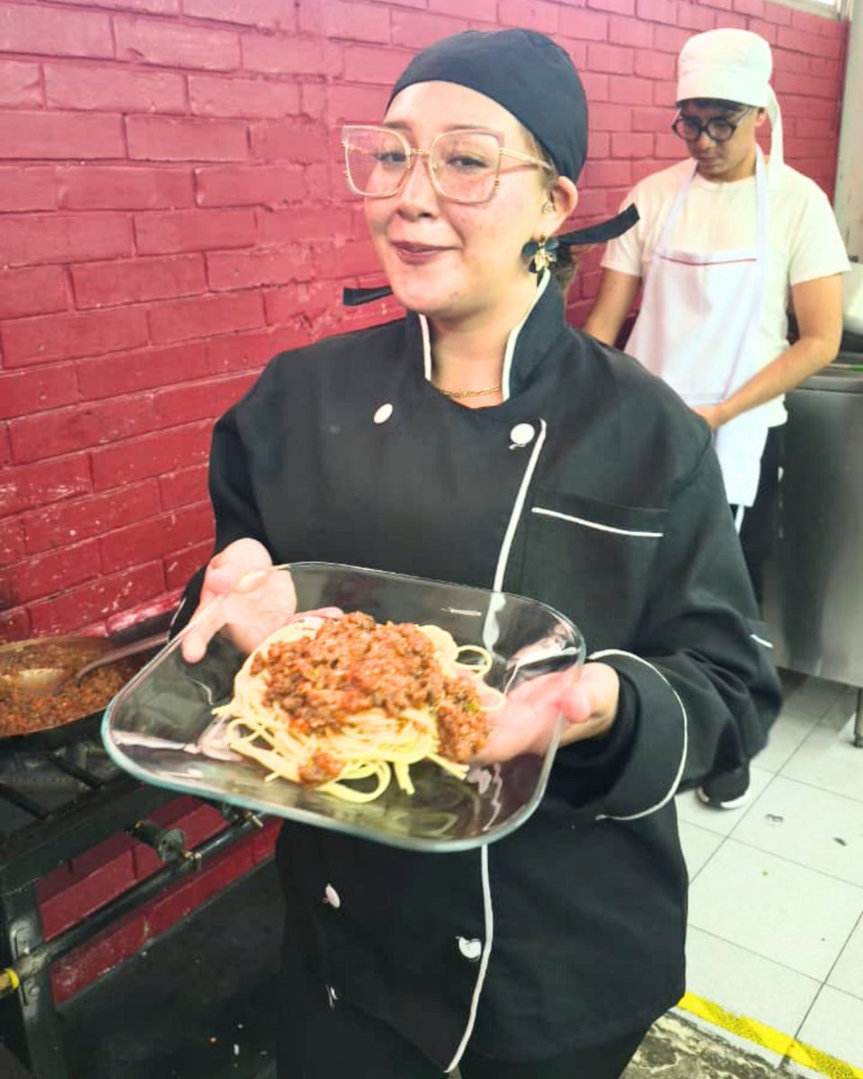 serajac's tweet photo. ✨ Nuevas habilidades, nuevas oportunidades

Las y los jóvenes que participan en el Centro de Juventud Ecatepec iniciaron su capacitación técnica en el CECATI 107, fortaleciendo conocimientos y herramientas para impulsar su perfil profesional y acercarse a mejores oportunidades. https://t.co/D4OkDrYQsY