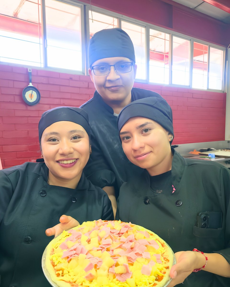 serajac's tweet photo. ✨ Nuevas habilidades, nuevas oportunidades

Las y los jóvenes que participan en el Centro de Juventud Ecatepec iniciaron su capacitación técnica en el CECATI 107, fortaleciendo conocimientos y herramientas para impulsar su perfil profesional y acercarse a mejores oportunidades. https://t.co/D4OkDrYQsY