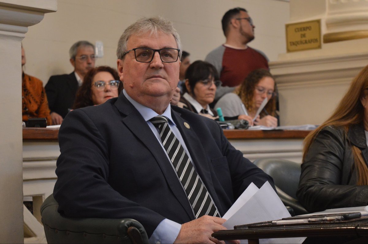 GringoAst's tweet photo. En la octava sesión de la Cámara de Diputados de Corrientes, dimos media sanción a importantes iniciativas, incluyendo el proyecto de ley enviado por el Poder Ejecutivo por el cual se aprueban modificaciones al Convenio Multilateral Federal. https://t.co/EO6JBuVuZX