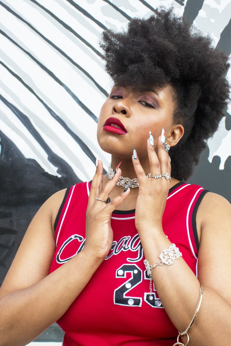 ___dro__'s tweet photo. “First of all I’m from out west
23 Mike up on my chest!” 

Championship birthday. Champion glam. 🏀

Stylist/Creative Director/Customizations: Me, God, &amp; Vintagely Velma 
Photographer: My ♥️
Nails: lowkeynaileditt https://t.co/R4kmh9E45T