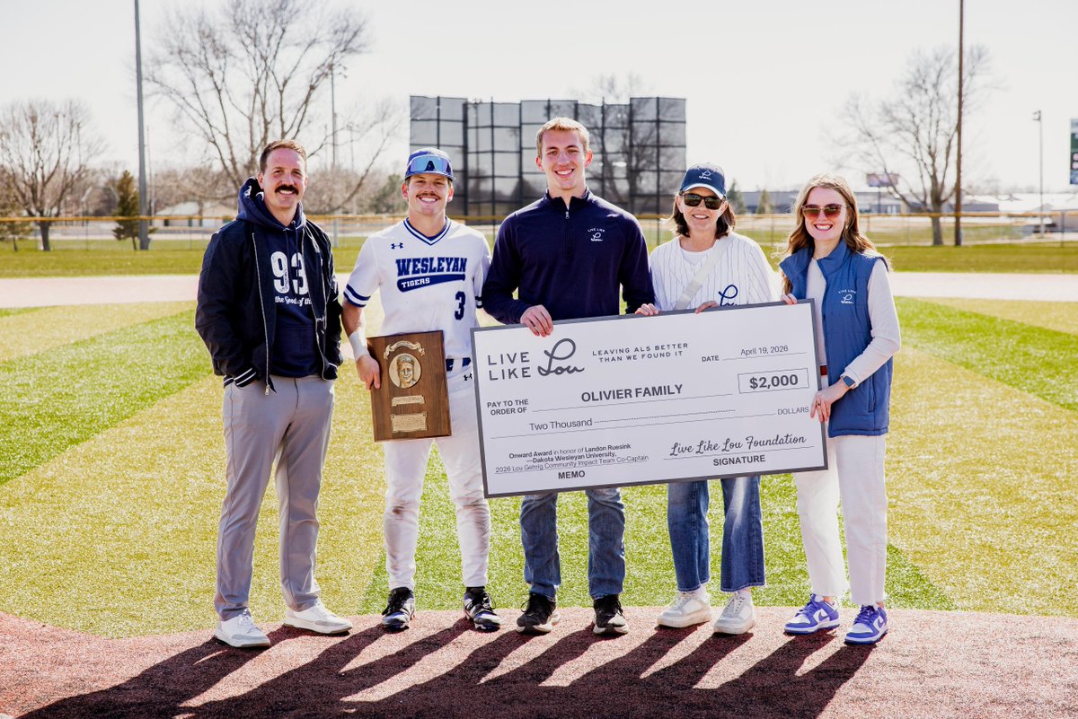 phidelt's tweet photo. Co-Captains of the 2026 Lou Gehrig Community Impact Team, Landon Ruesink of Dakota Wesleyan University and Zion Rose of the University of Louisville joined Phi Delta Theta and Live Like Lou to be recognized and present Onward Awards to ALS families.
 
https://t.co/T9Ju3WCYkO https://t.co/hTulaoOcDV