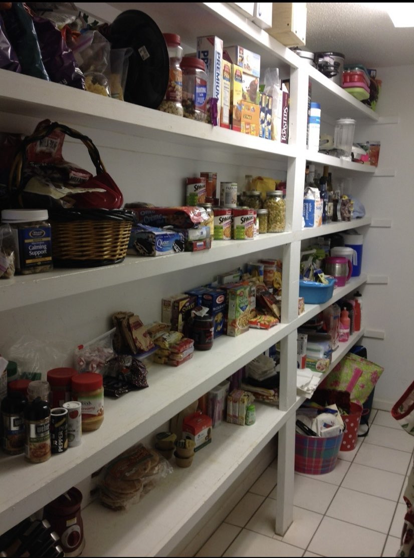 TimeGenies's tweet photo. Before summer chaos completely takes over, let us help you reset the space that keeps everyone fed, moving &amp; less stressed.

Whether it’s decluttering, organizing, or creating systems that actually work for your family, we help turn overwhelmed spaces into functional ones 🎉 https://t.co/7UVReMbRPh