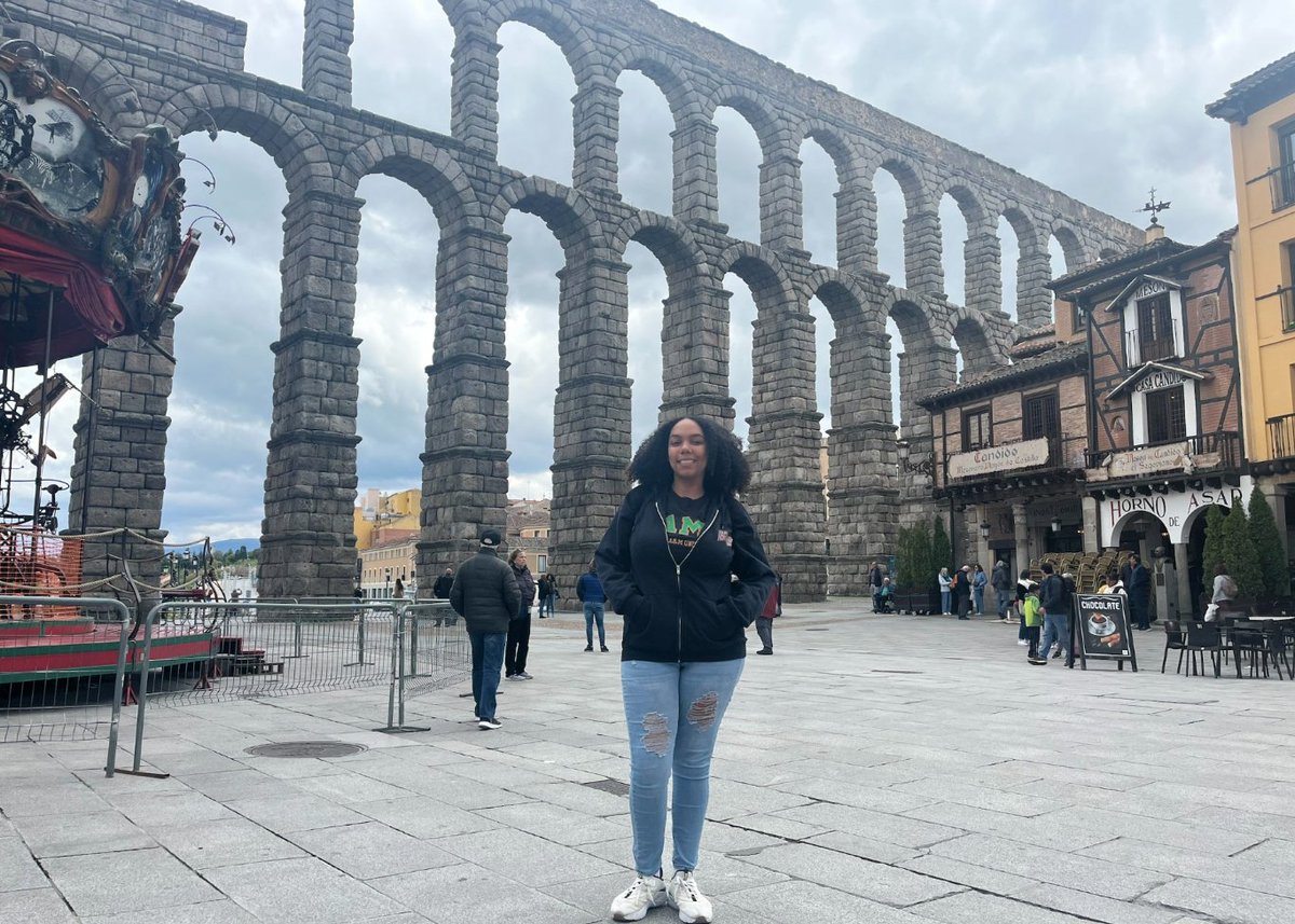 FAMU_1887's tweet photo. Florida A&amp;M University was selected for the IIE American Passport Project Grant, helping up to 25 Pell-eligible students obtain their first U.S. passport and access study abroad opportunities across the globe. 🌍✈️ 

📖 Read more at: https://t.co/jCcvYqAlk0

#FAMU #StudyAbroad https://t.co/EDjpCuzj2p