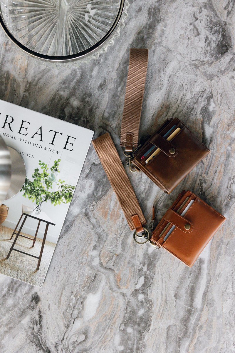 Andar's tweet photo. The Lo is back in 2 new classic Andar colorways - Cognac and Timber! 

Available now in limited quantities: https://t.co/UMk1KJoBRv https://t.co/9o3j64AtB6