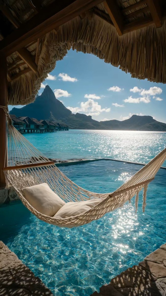 viewsoff's tweet photo. Bora Bora https://t.co/jTL8PDlhmI