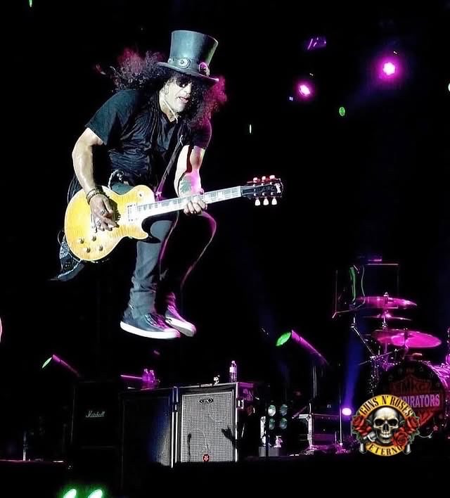 gnreternobr's tweet photo. 27 de maio de 2019, Slash ft Myles Kennedy e The Conspirators se apresentaram na Arena Multiuso Presidente Tancredo Neves, Uberlândia, Brasil 🇧🇷 #smkc #slash
📷 @tako217 https://t.co/ahrKDOY0pz