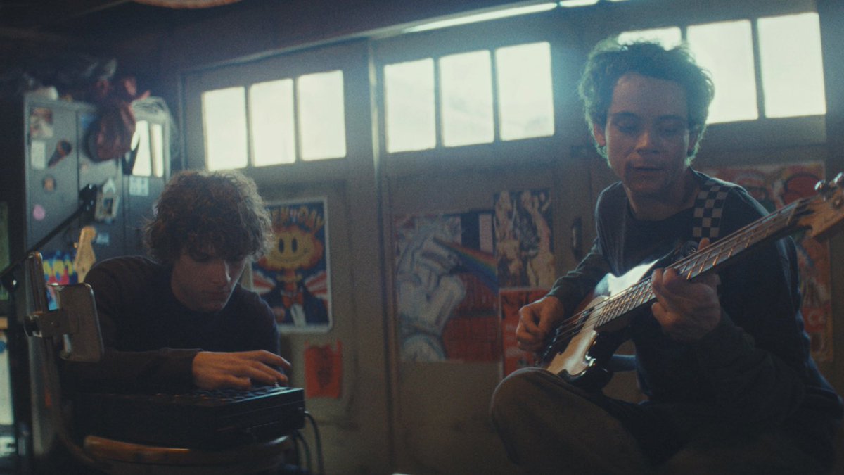 nimrodsmovie's tweet photo. Garage walls shaking. Analog Dogs locked in. 🎸

NIMRODS - A Green Day Comedy in theaters August 14th.

#NimrodsMovie

@LiveNation @LegionMOfficial @GreenDay @Mason_Thames @MckennaGraceful https://t.co/0QdrHY9uj5