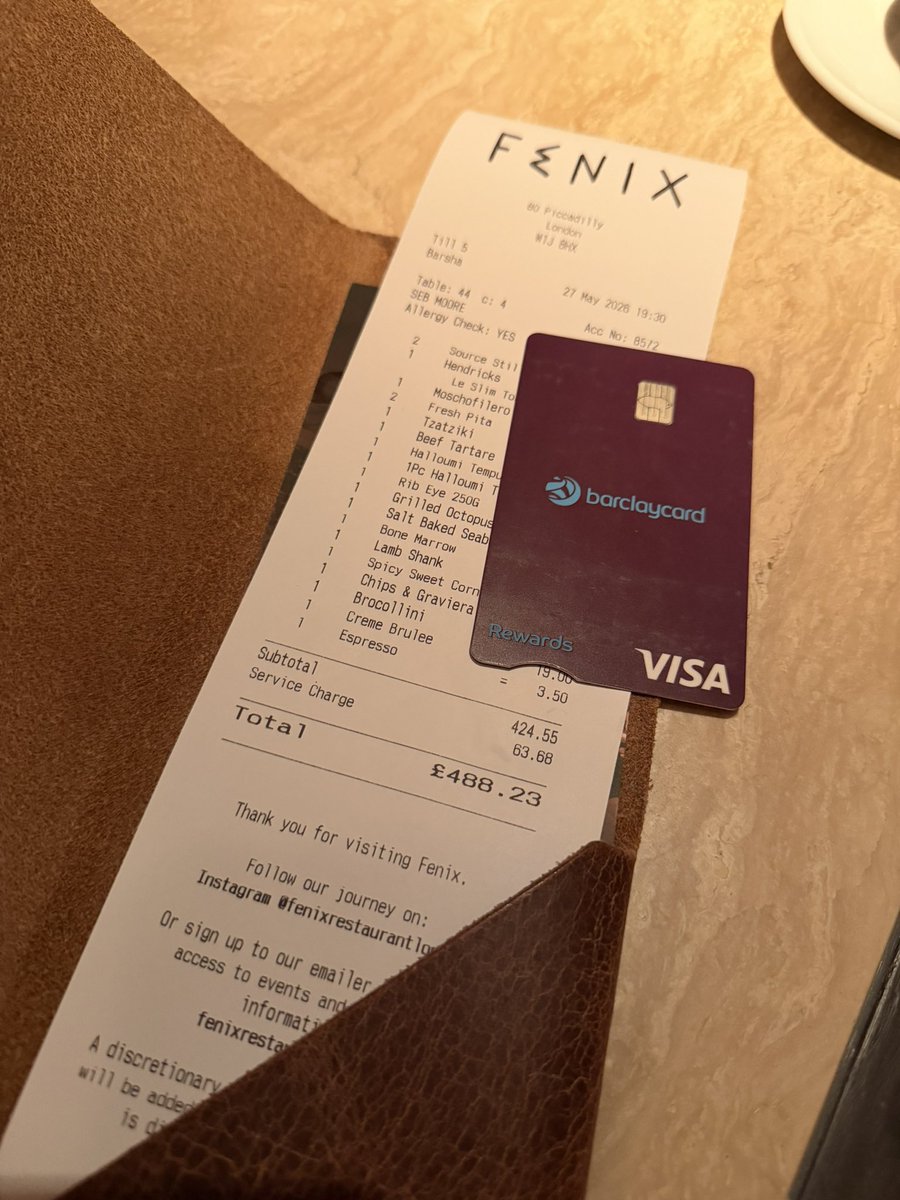 masterchad17's tweet photo. Light bill for me and the boys, all on my loyal subs card. Good thing I will be getting paid again and profiting from this meal 😂😝👑 https://t.co/dFSVmH4H7I