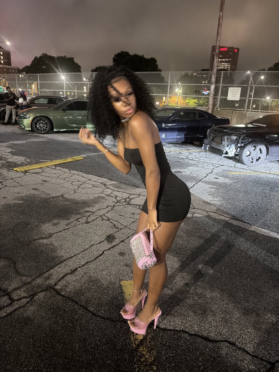 lifewitsid's tweet photo. Late nights in atl https://t.co/bdMqrWUEYB
