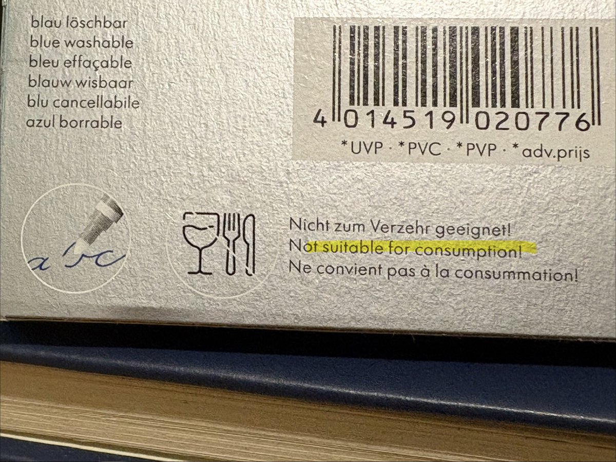 JimConnolly's tweet photo. I just put a new ink cartridge into a Lamy Safari.
Then noticed an odd warning on the package.
#FpGeeks #FountainPens #Lamy https://t.co/ujyczvwrVA