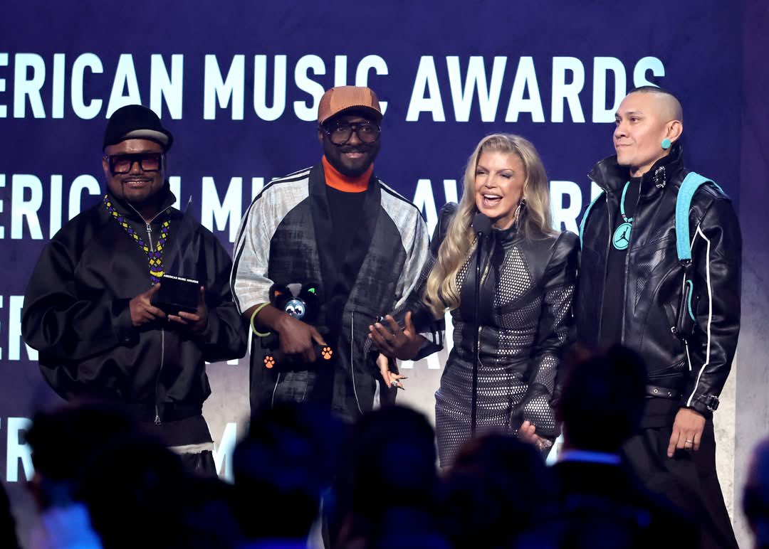 Black Eyed Peas tweet media