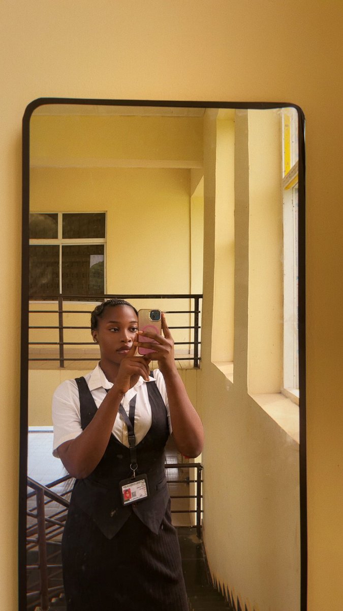 cherryshh__'s tweet photo. Final year diaries ❤️ https://t.co/98Y6lws0gX