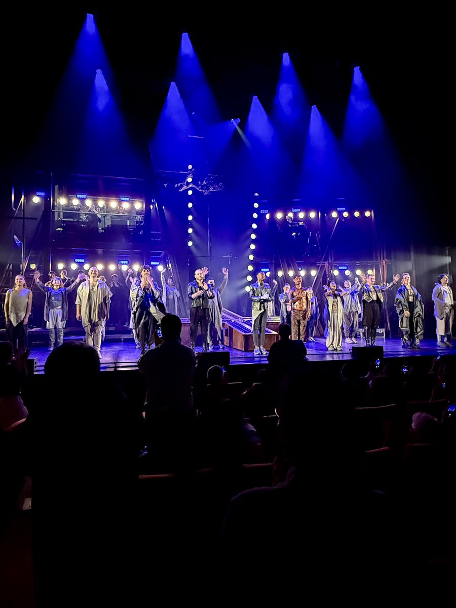 raamseees's tweet photo. What’s the buzz? Tell me what’s a-happening! (2)
#JesusChristSuperstarPH https://t.co/KFJn5b1IEj