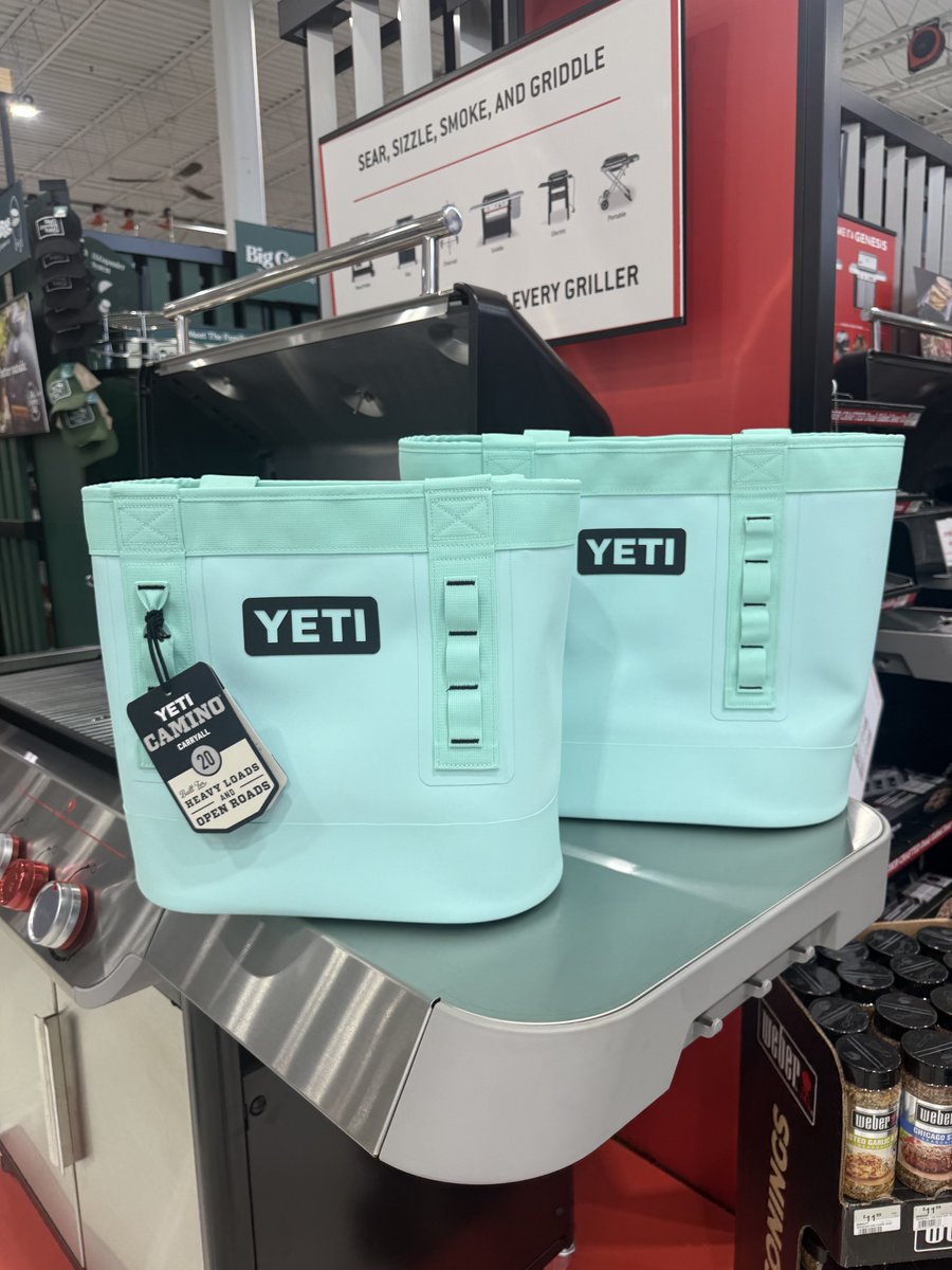 Decatur_Ace's tweet photo. Discover the new Yeti gear today! Hurry in before they’re gone. #DecaturAceHardware #Yeti #4thofJulyReady#RedWhiteandYeti#SummerBeachDays https://t.co/pIjzX7DCE2