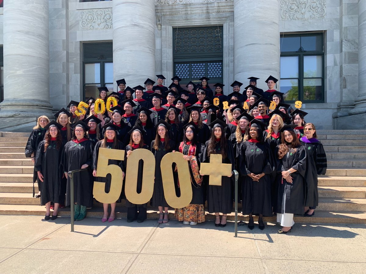 HMSbioethics's tweet photo. This week we're #Celebrating500MBE grads @harvardmed! Congrats to the MBE Class of 2026! 🎓 #HMSBioethics #HarvardMBE26 #HarvardMed26 https://t.co/BraQDor9W0