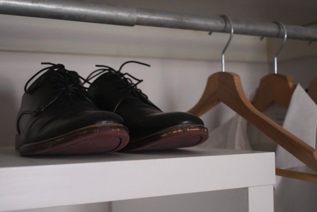 easystore_uk's tweet photo. Read our latest blog on how to store seasonal clothes at home:

https://t.co/oAWiviHaJS https://t.co/EwEe8UoY52