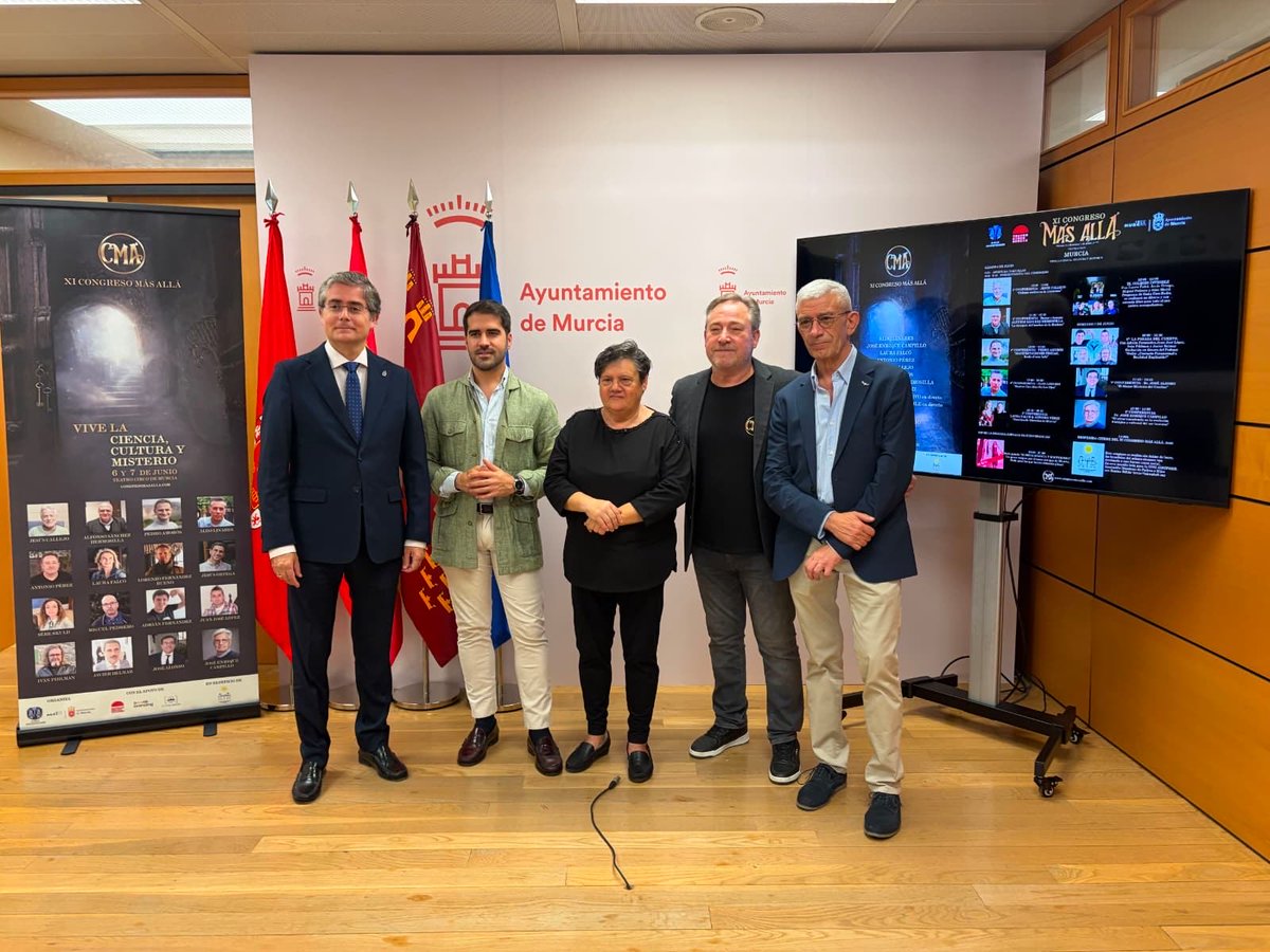 CongresoMasAlla's tweet photo. 🚨 ¡Solo faltan 9 días para el XI Congreso Más Allá! 👽🔬📚

Esta mañana se celebró la rueda de prensa oficial en la Sala Noble de El Moneo, en el Ayuntamiento de Murcia 🏛️✨

#CongresoMasAlla #Murcia https://t.co/5zds13nBDZ