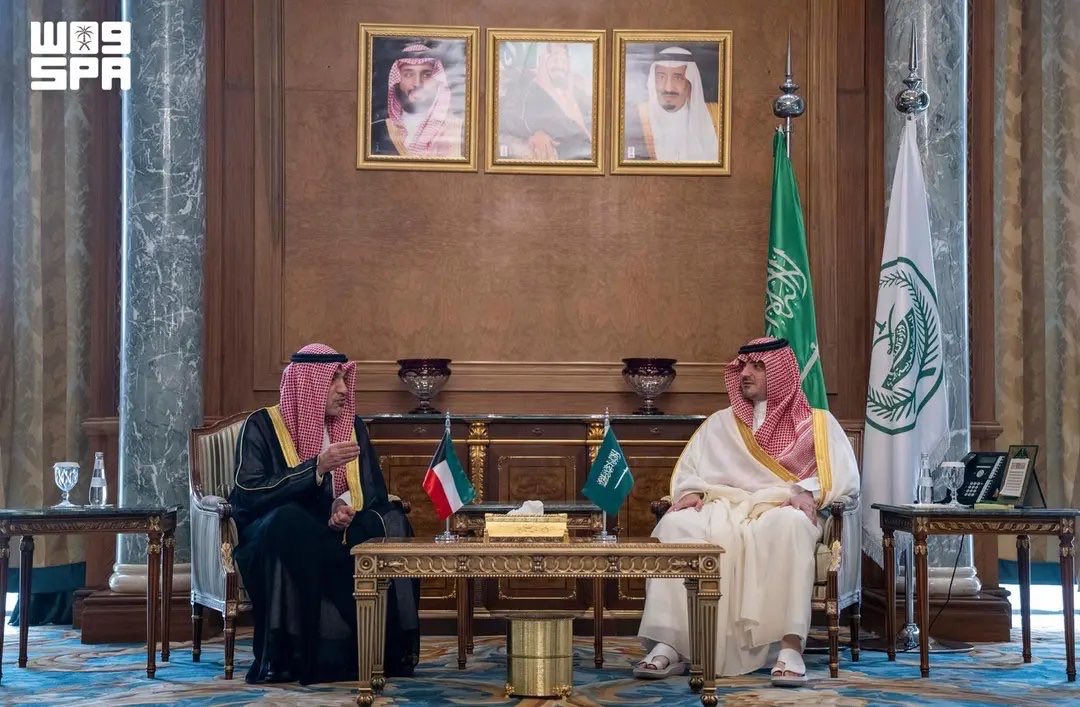 تعزيز التنسيق الأمني بين السعودية والكويت في لقاء سمو الأمير عبدالعزيز بن سعود
