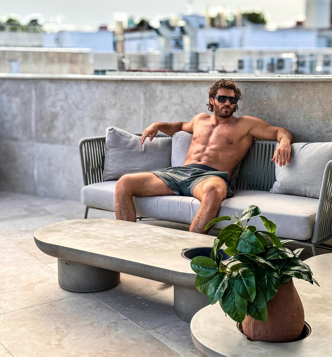 _AlbiAlba's tweet photo. Simplemente... ❤️‍🔥.

#CanYaman https://t.co/rO3kc8sVcZ