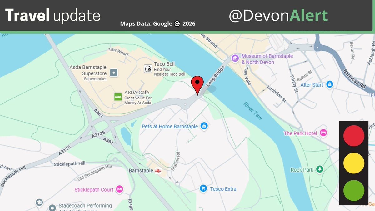 DevonAlert's tweet photo. 8.10pm - 27/05/2026
We have received reports of a red light out in one of the traffic lights in Barnstaple as you approach Long Bridge from Sticklepath.
Engineers will attend, but please approach with caution and be aware of other road users. NG
#Devon @BBCDevon @StagecoachSW https://t.co/bMuTocqmxh