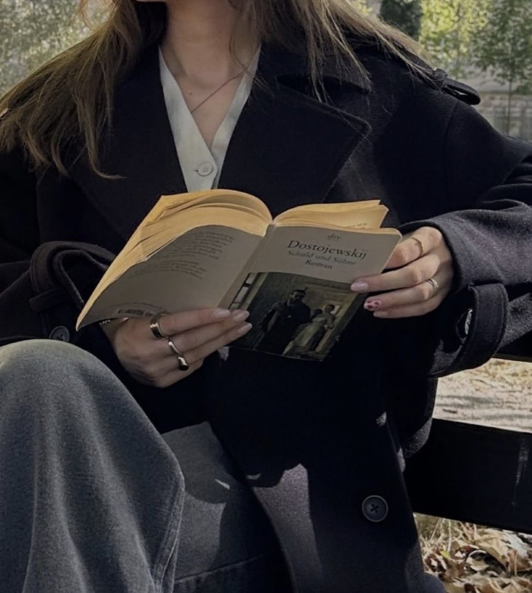 Paperback Princess tweet media