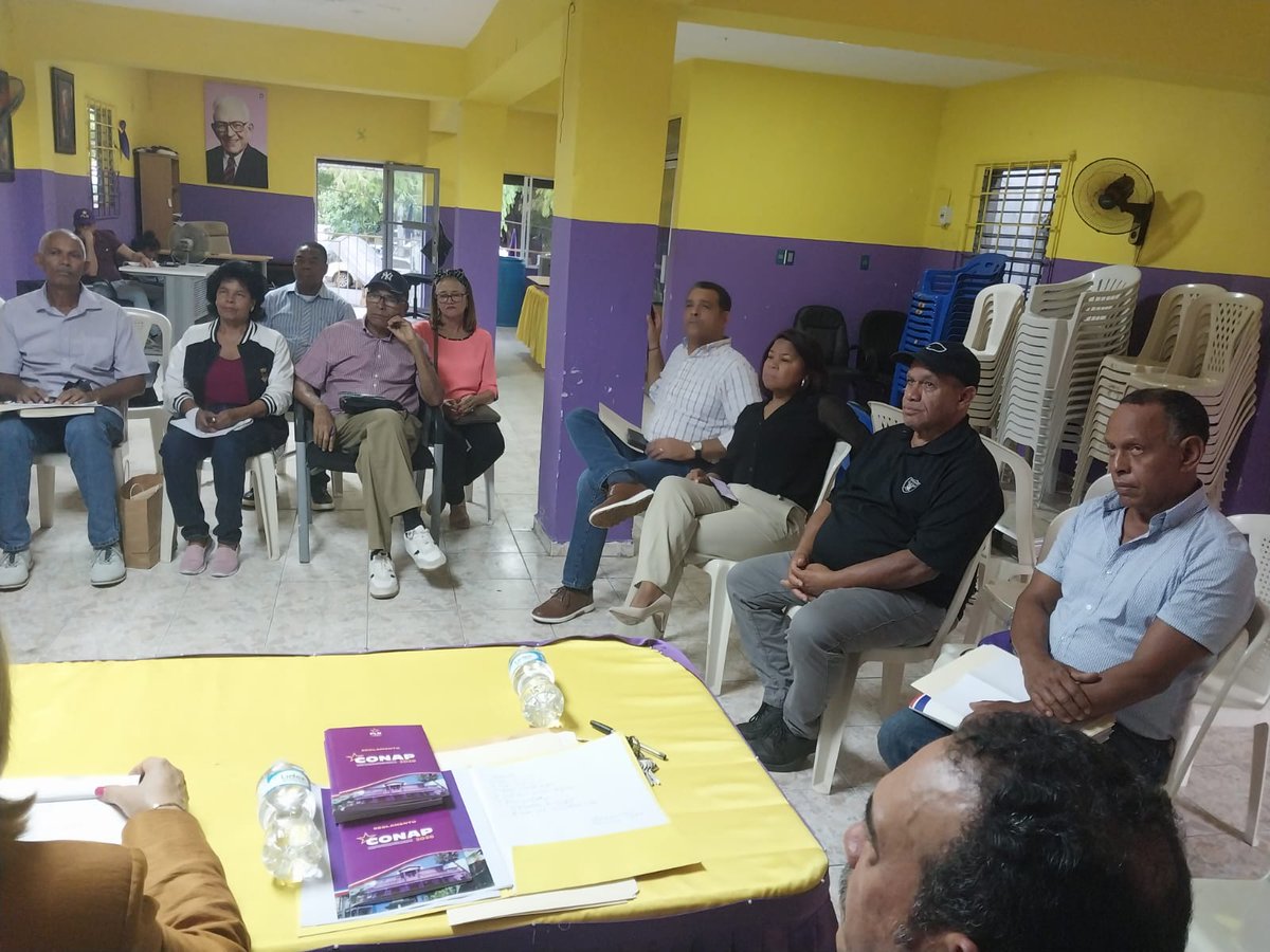 PLDSDO's tweet photo. El Partido de la Liberación Dominicana Santo Domingo Oeste da la bienvenida a su nuevo Enlace Institucional, Félix García.
Margarita Pimentel y Rafael Pacheco realizaron su presentación ante la Comisión Ejecutiva Municipal.
#pldenlinea https://t.co/Wy3YhR8nh4